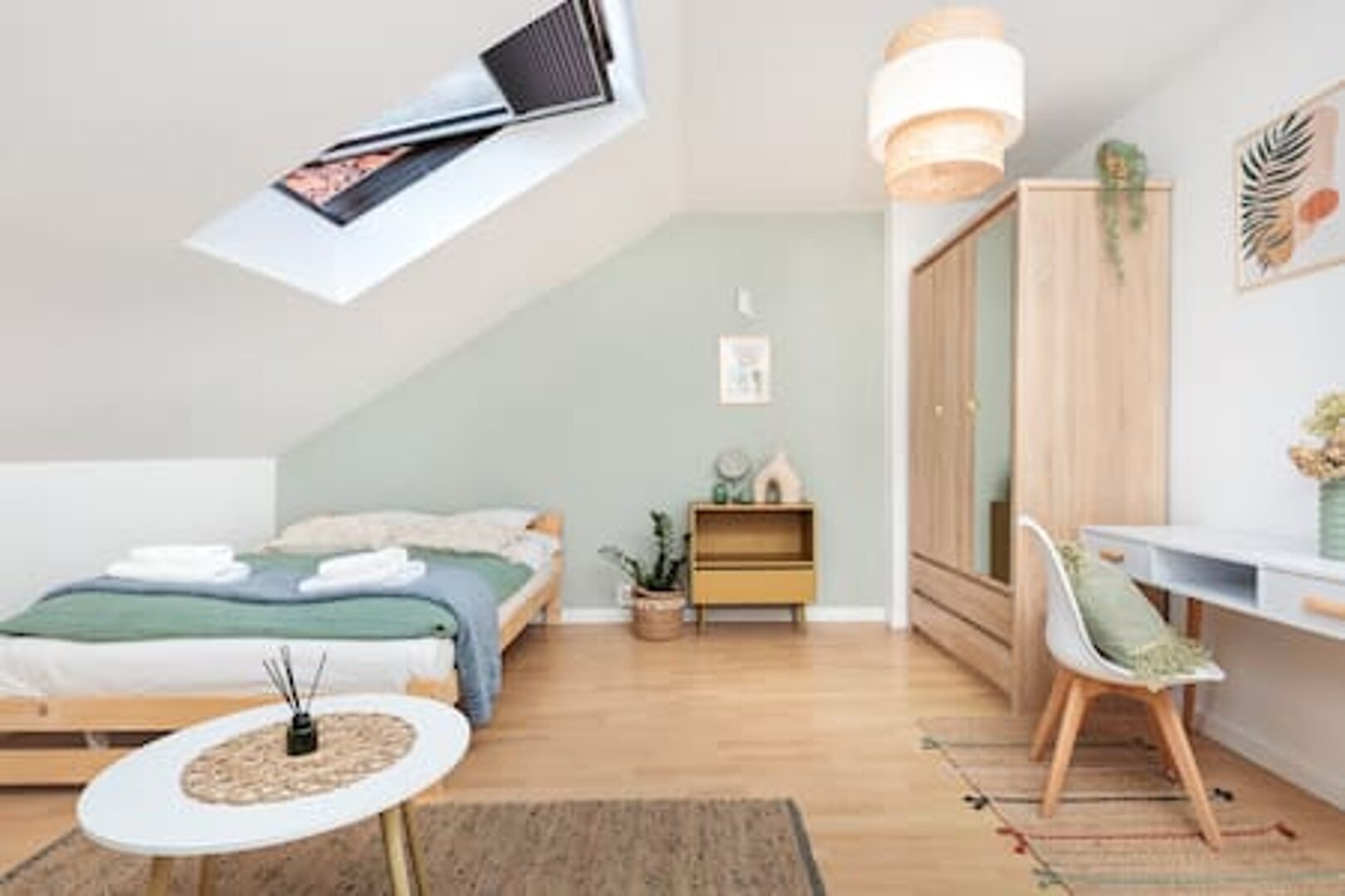 Pastel Grove Suite