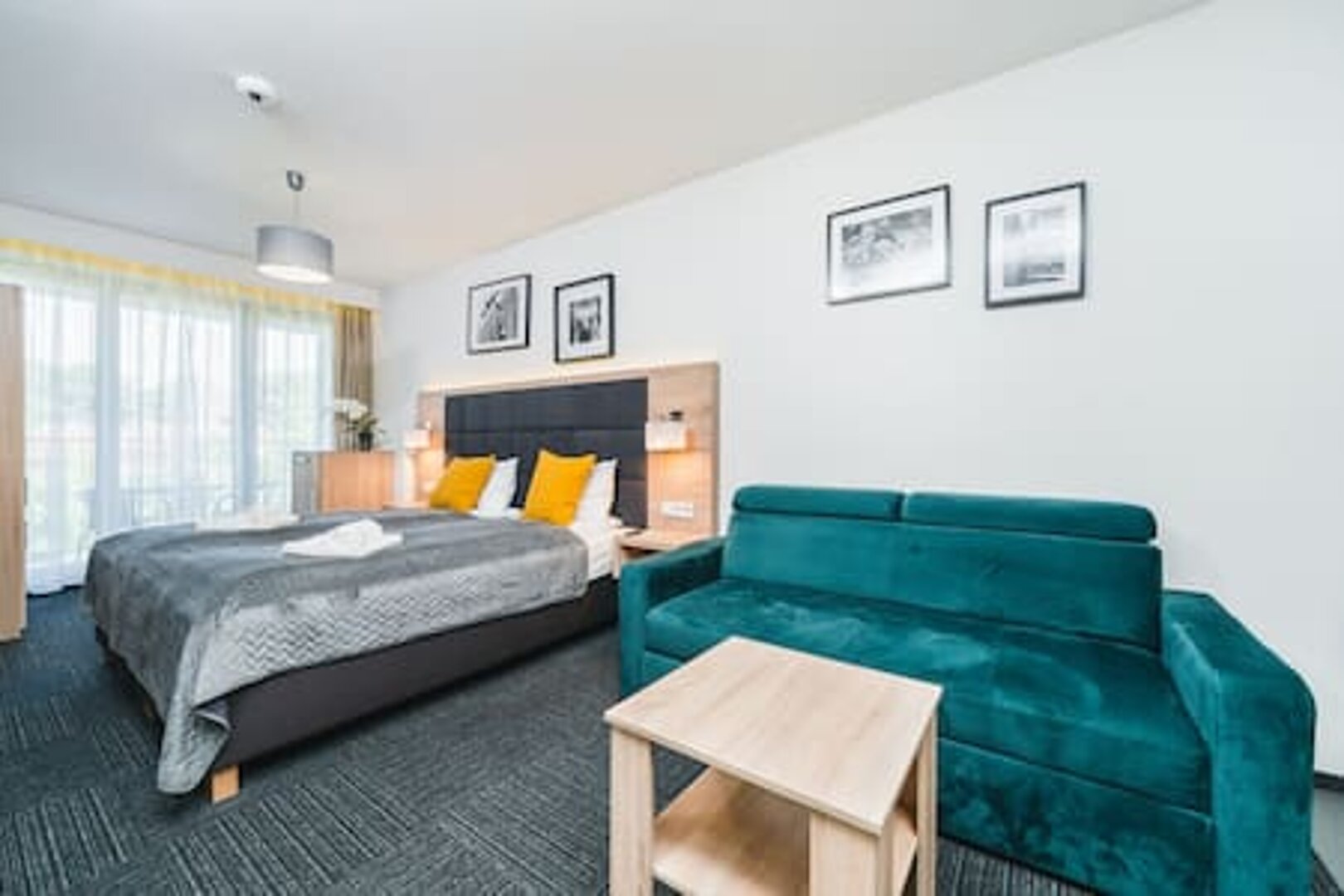 24 Aron Residence - Luxury Studio - Center