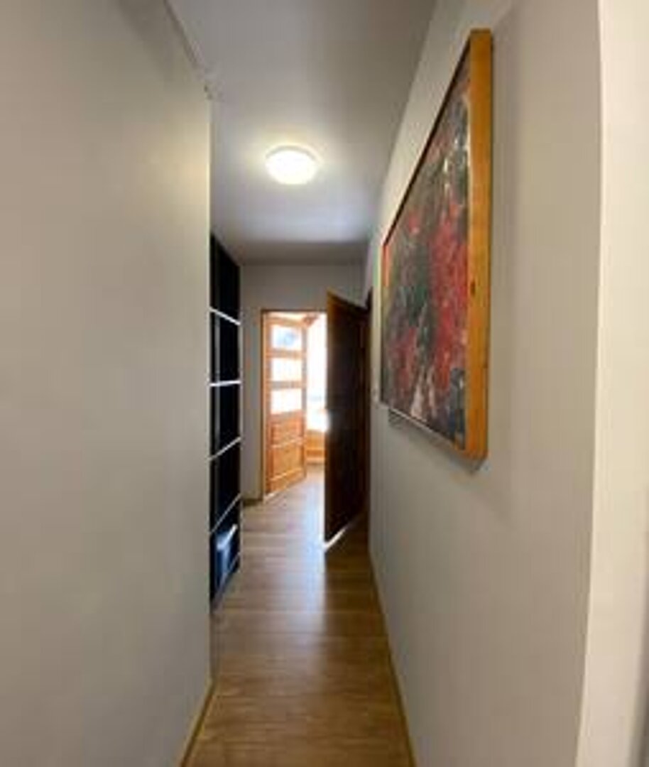 UPSTAIRS MANAGEMENT sp. z o.o. - 32